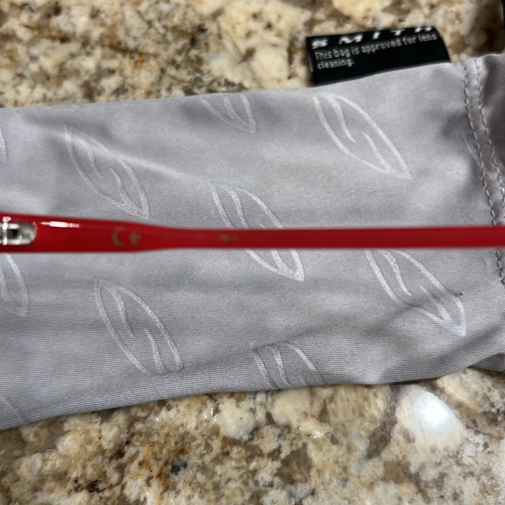 Women’s Smith Optics Marvine Sunglasses Red Frame - Picture 4 of 7